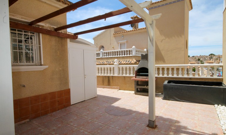 Herverkoop - Villa -
Orihuela Costa* - Villamartin*