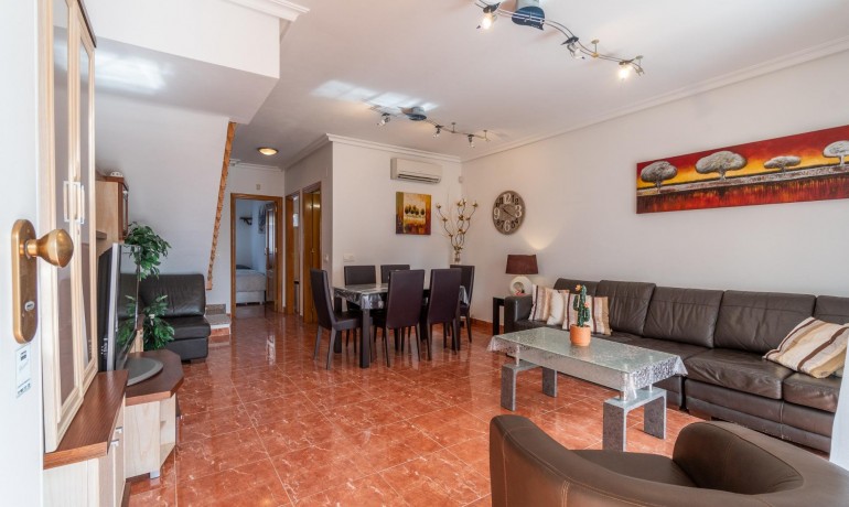 Sale - Townhouse -
Orihuela Costa* - Los Dolses*