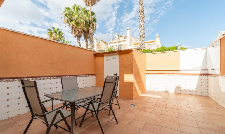 Sale - Townhouse -
Orihuela Costa - Los Dolses