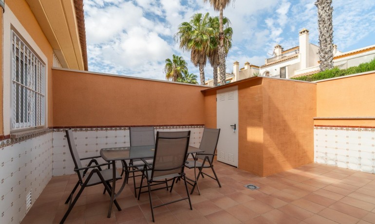 Sale - Townhouse -
Orihuela Costa - Los Dolses