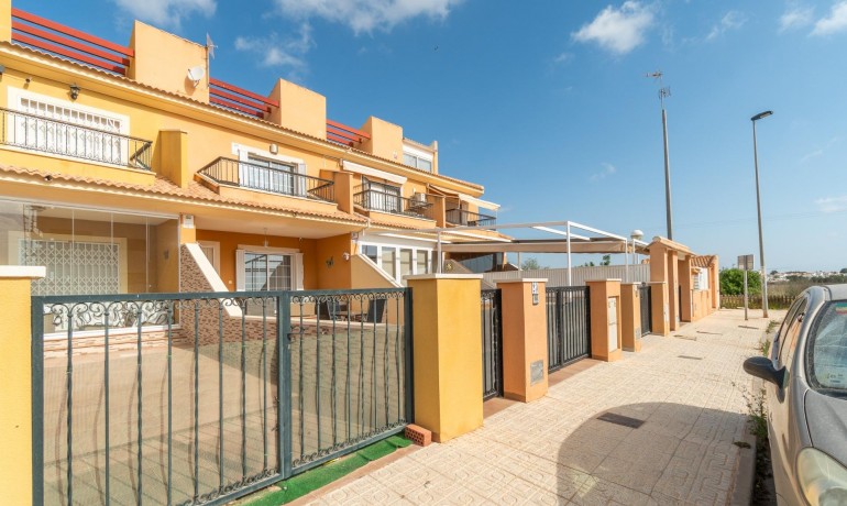 Sale - Townhouse -
Orihuela Costa* - Los Dolses*