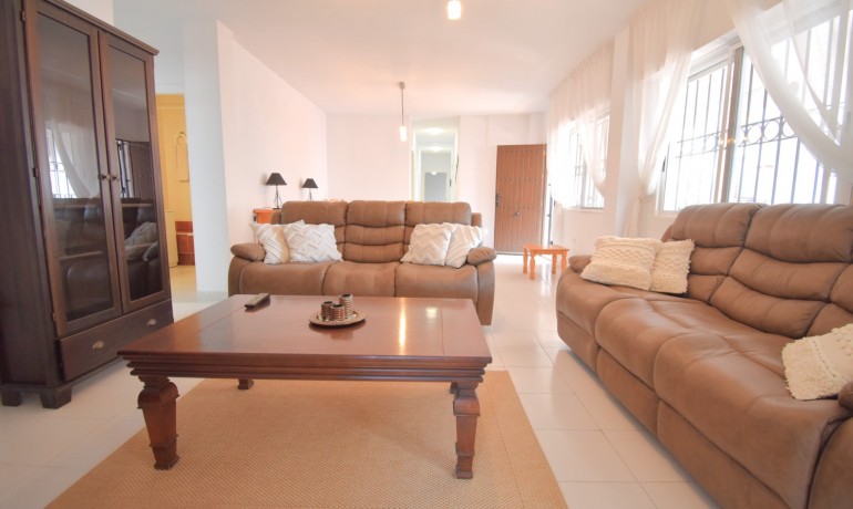 Herverkoop - Appartement / Flat -
Torrevieja - Mar Azul