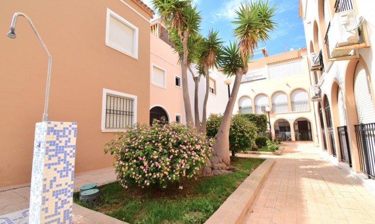 Herverkoop - Appartement / Flat -
Torrevieja - Mar Azul