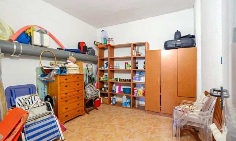 Sale - Apartment / Flat -
Torrevieja* - La Mata*