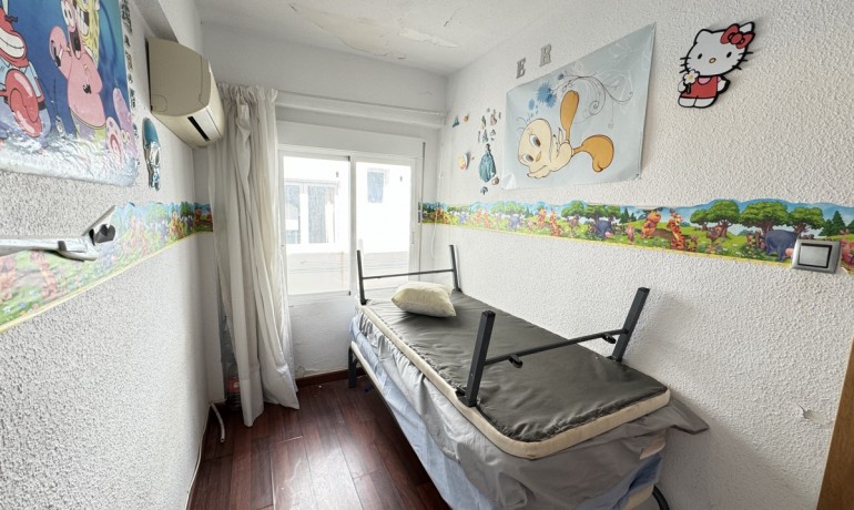 Herverkoop - Appartement / Flat -
Punta Prima