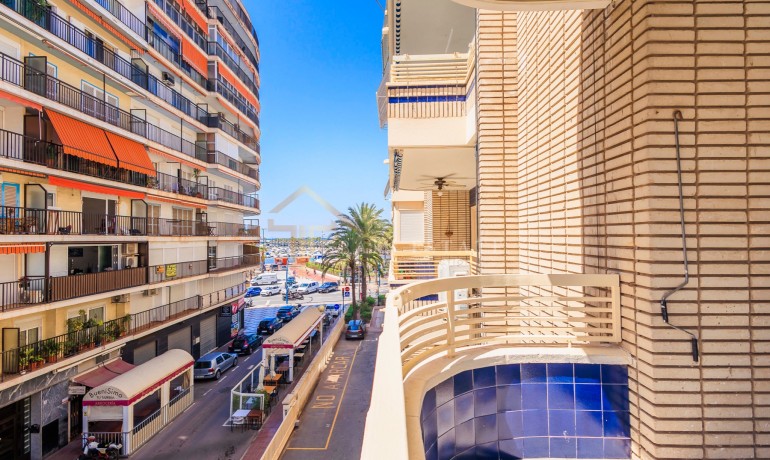 Sale - Apartment / Flat -
Alicante* - Santa Pola*