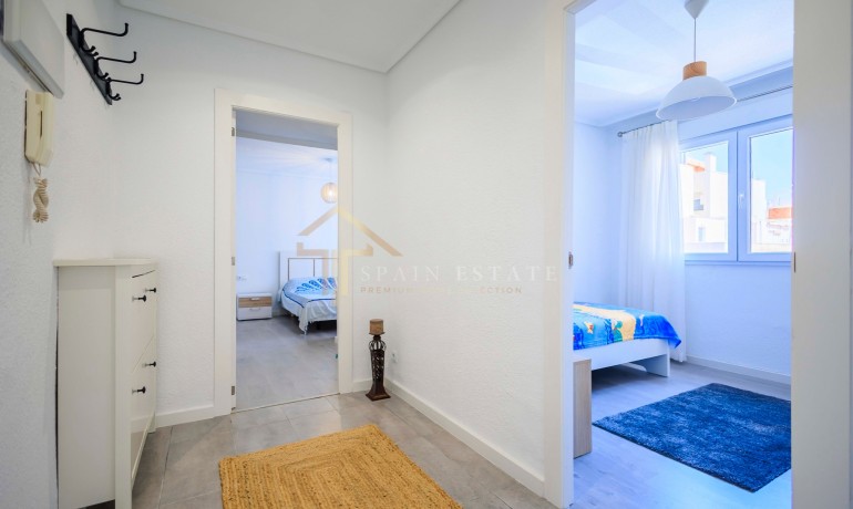 Sale - Apartment / Flat -
Alicante* - Santa Pola*