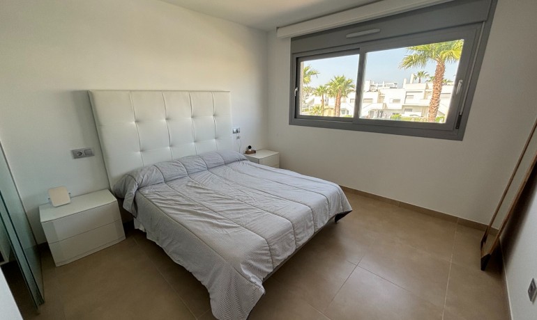 Sale - Apartment / Flat -
Los Montesinos - Entre Naranjos / Vistabella Golf