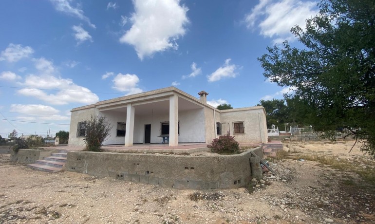 Sale - Villa -
Albatera