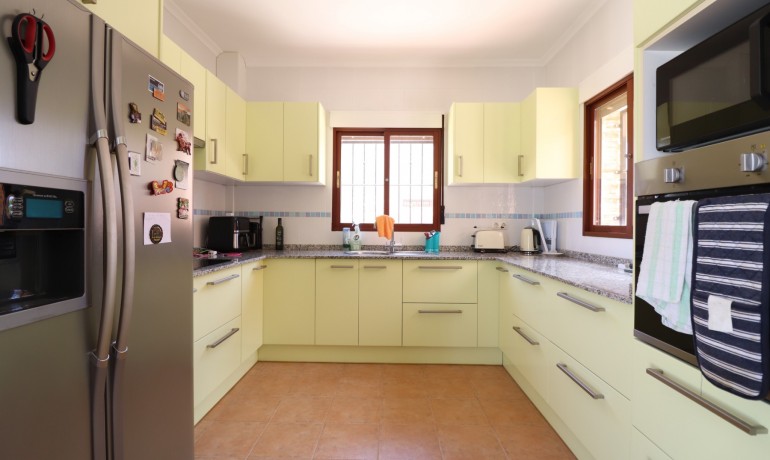 Sale - Villa -
Formentera del Segura - Fincas de La Vega