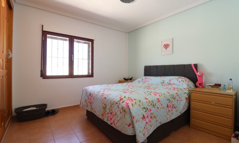 Sale - Villa -
Formentera del Segura - Fincas de La Vega