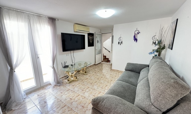 Sale - Villa -
Orihuela Costa* - Villamartin*