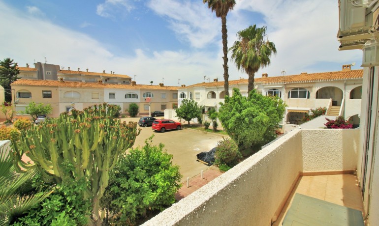 Herverkoop - Huis -
Orihuela Costa* - Cabo Roig*