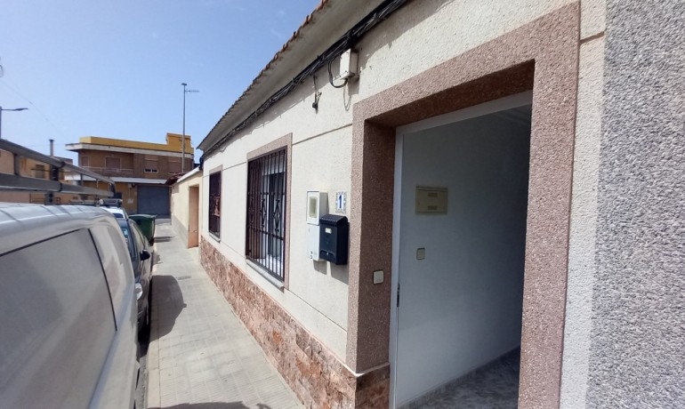 Sale - House -
Los Montesinos*