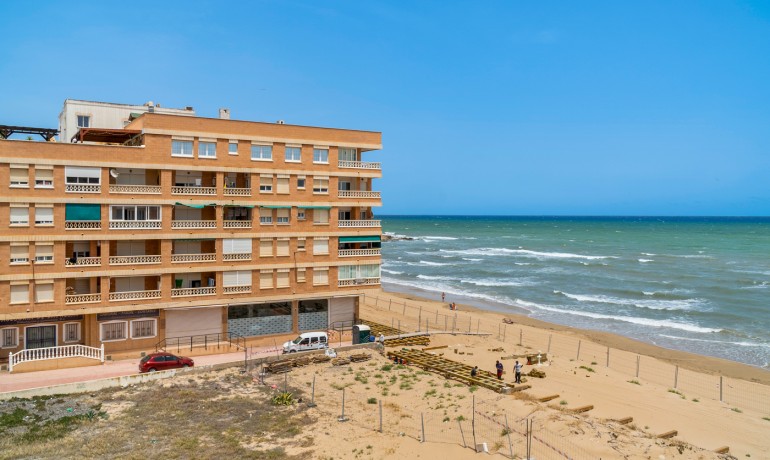 Revente - Appartement -
Torrevieja - La Mata