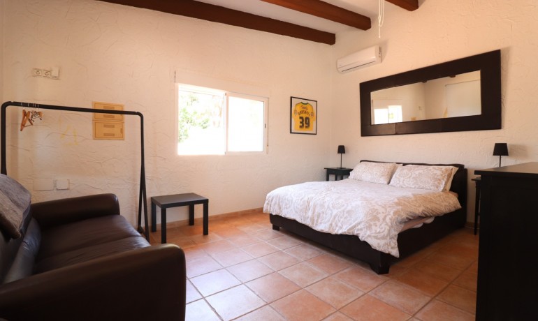 Sale - Finca / Country Property -
Almoradí - Heredades - Village