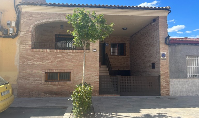 Sale - House -
Alicante* - Rafal*