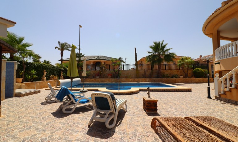 Sale - Villa -
Benimar - Rojales Hills