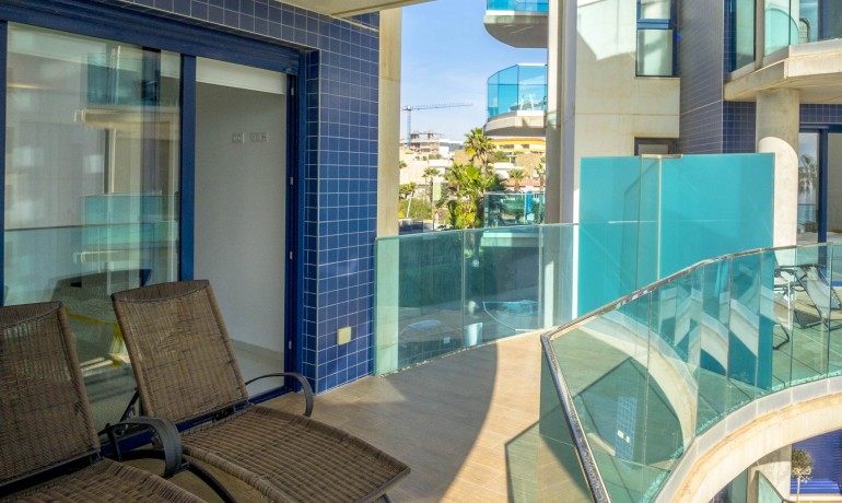 Revente - Appartement -
Punta Prima - Costa Blanca