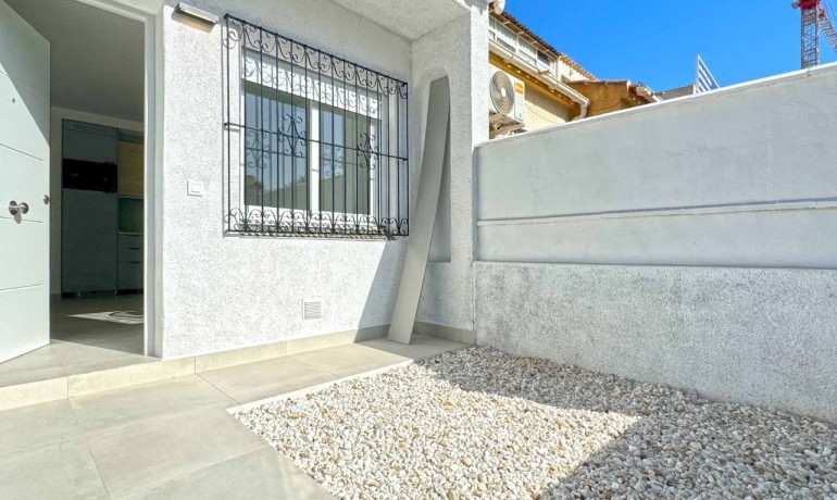 Sale - Townhouse -
Orihuela Costa - Villamartin