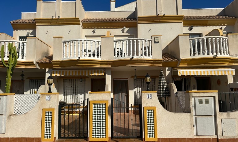 Sale - Townhouse -
Orihuela Costa - Cabo Roig
