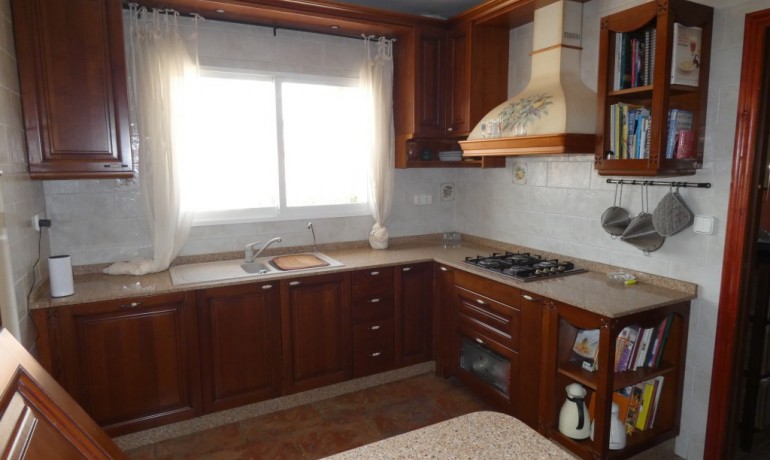 Sale - Villa -
Alfas del Pí - Alfaz del Pi