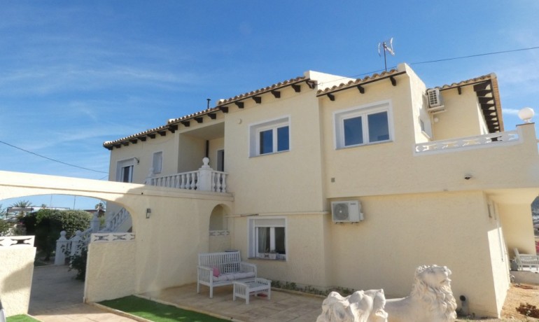 Sale - Villa -
Alfas del Pí - Alfaz del Pi