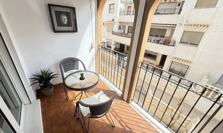 Herverkoop - Appartement / Flat -
Torrevieja