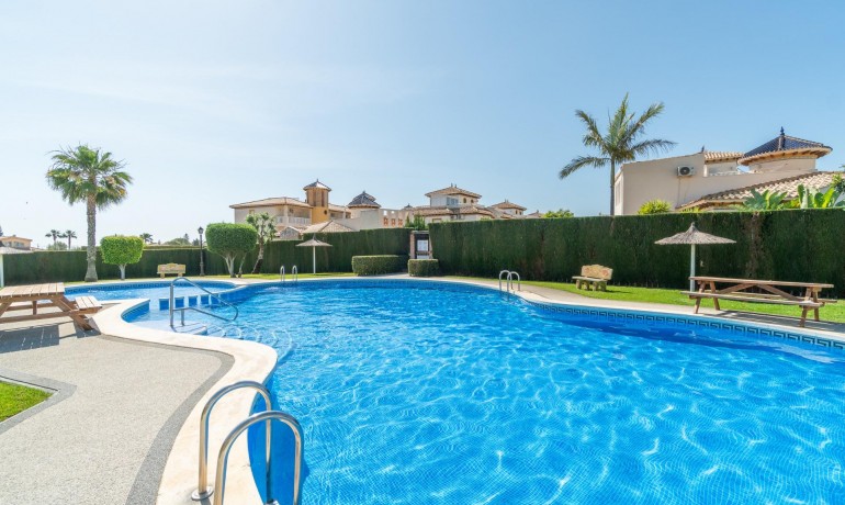 Sale - Townhouse -
Orihuela Costa - Lomas de Cabo Roig