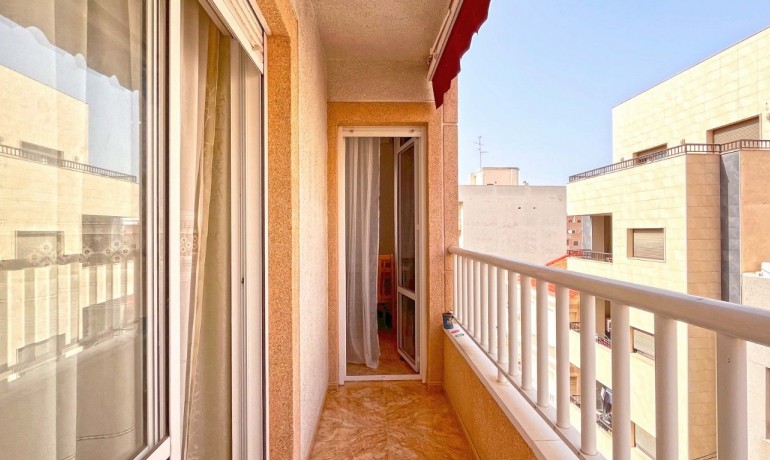 Herverkoop - Appartement / Flat -
Torrevieja