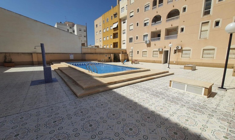 Herverkoop - Appartement / Flat -
Torrevieja