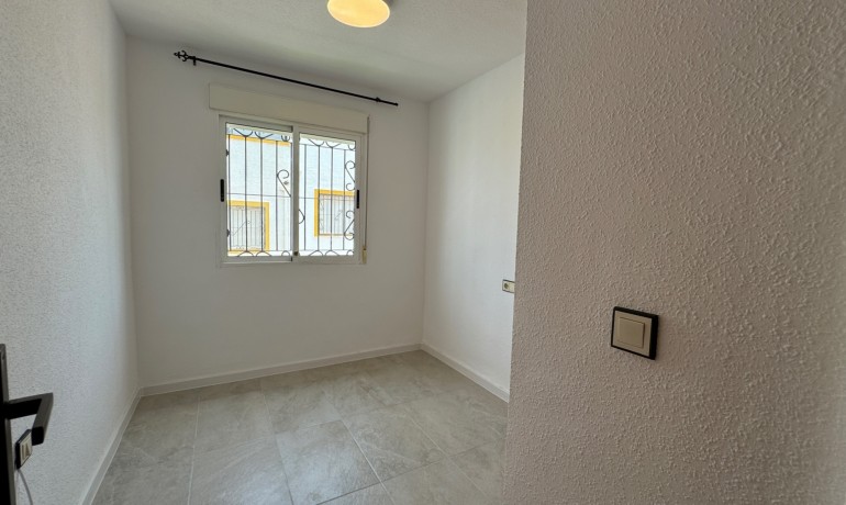 Revente - Maison - Quadruple -
Orihuela Costa - Los Altos