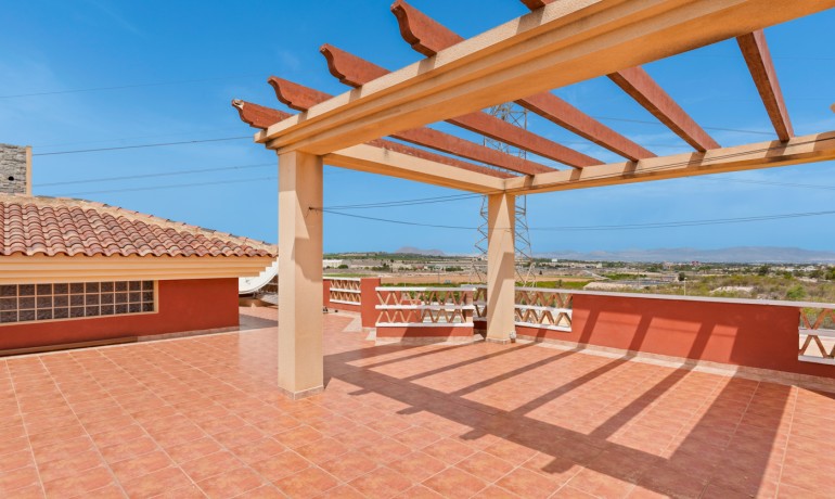 Revente - Villa -
Algorfa