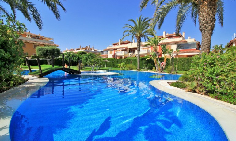 Sale - House -
Orihuela Costa* - Playa Flamenca*