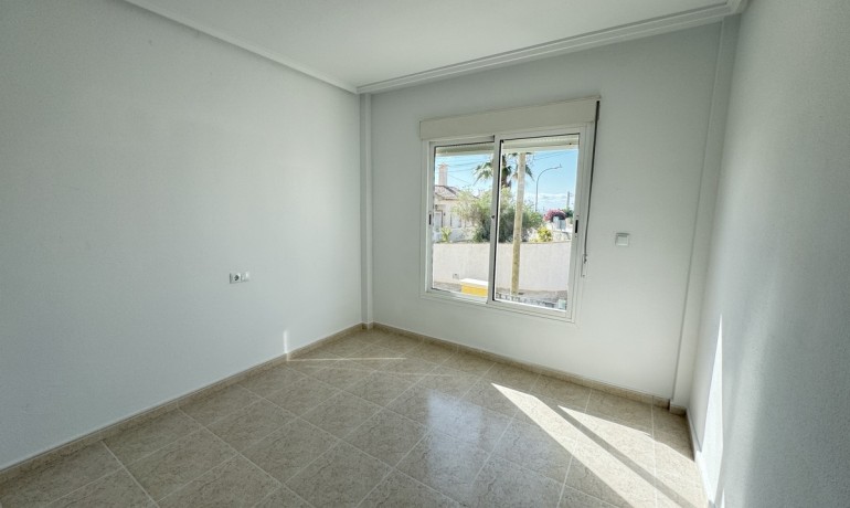 Venta - Villa -
