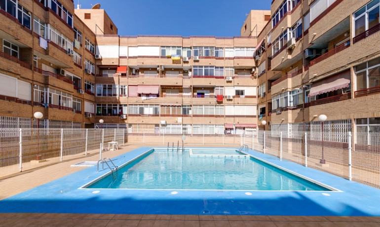 Sale - Apartment / Flat -
Torrevieja* - El Molino*