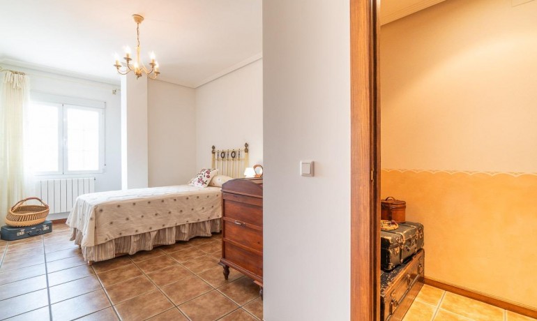 Sale - Apartment / Flat -
Alicante* - Almoradi*