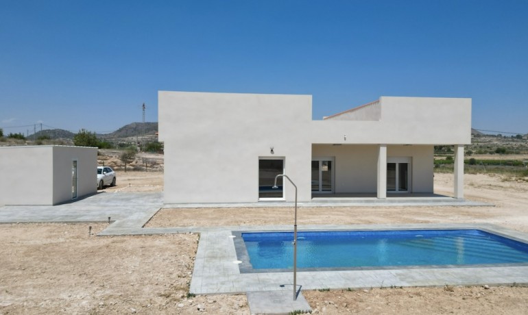 Sale - Villa -
Alicante* - La Romana*