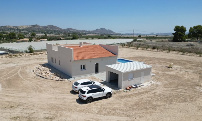 Sale - Villa -
Alicante* - La Romana*