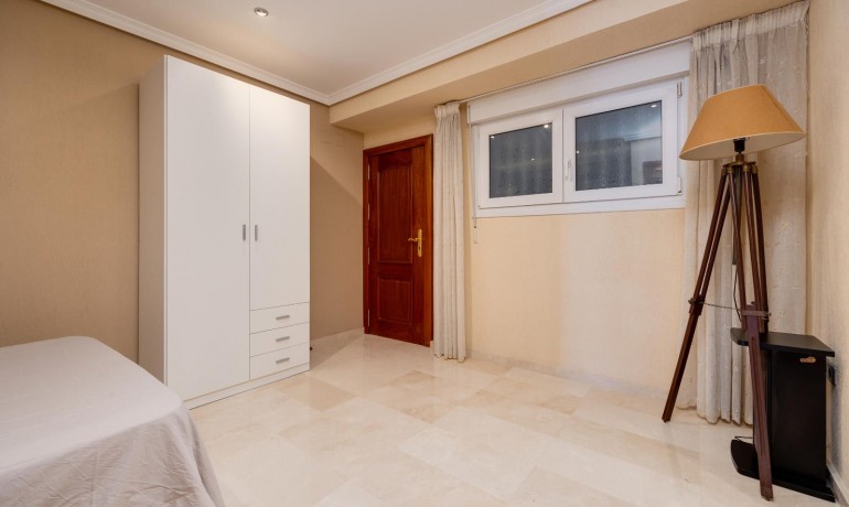 Venta - Apartamento / piso -
