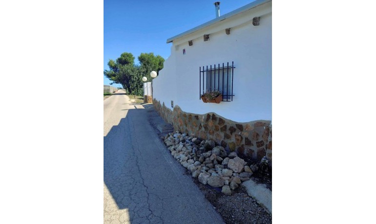 Sale - Country Property -
Dolores*