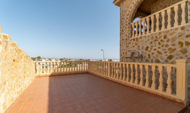 Herverkoop - Villa -
Torrevieja* - Los Altos*