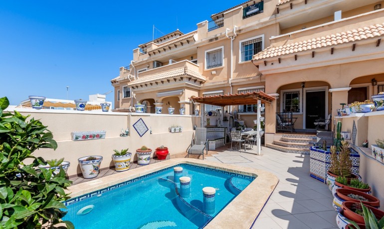 Sale - House -
Orihuela Costa* - Villamartin*