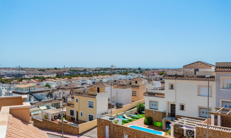 Revente - Maison -
Orihuela Costa* - Villamartin*