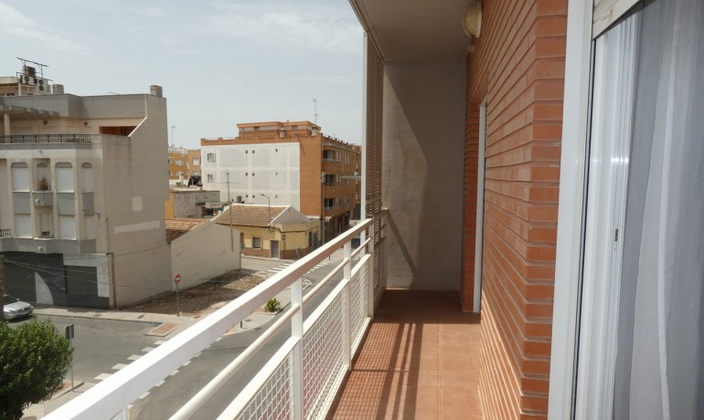 Herverkoop - Appartement / Flat -
Alicante* - Almoradi*