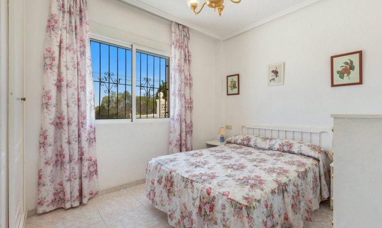 Herverkoop - Appartement / Flat -
Torrevieja* - Torreblanca*