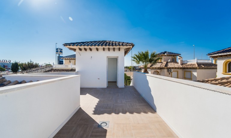 Sale - Villa -
Orihuela Costa* - Playa Flamenca*