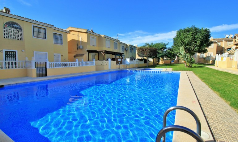 Sale - House -
Orihuela Costa* - Villamartin*