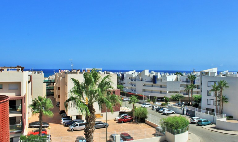 Revente - Appartement / Flat -
Orihuela Costa* - Playa Flamenca*