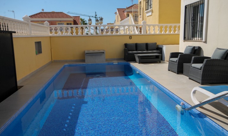 Sale - Villa -
Orihuela Costa* - Blue Lagoon*